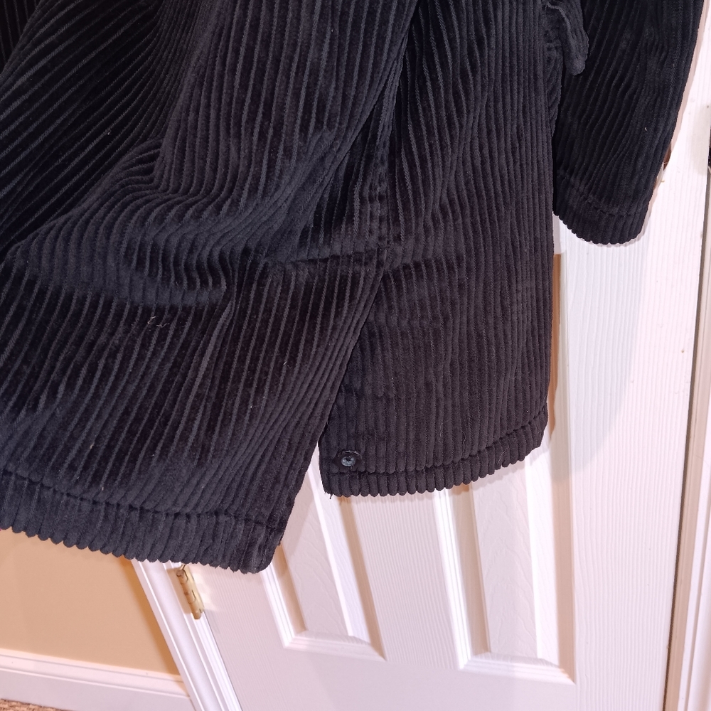 Coat - Picture 3 of 9